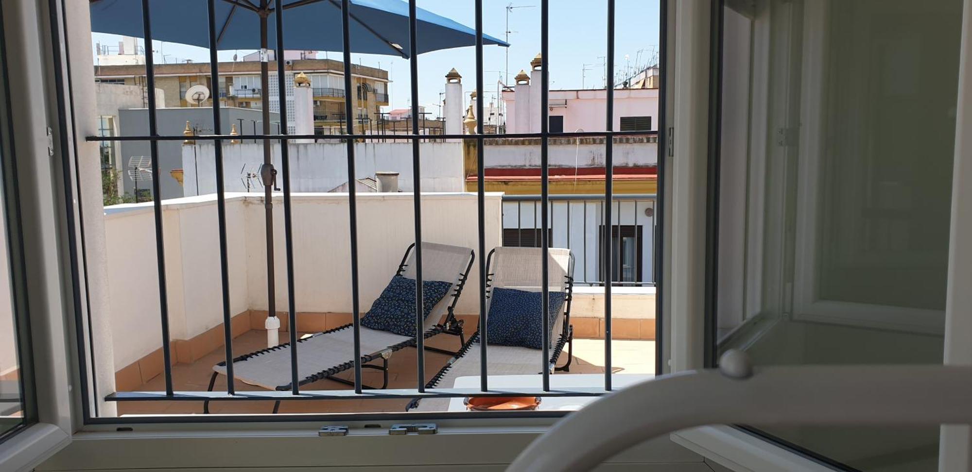 Atico Aire De Triana Apartment เซบีญา ภายนอก รูปภาพ